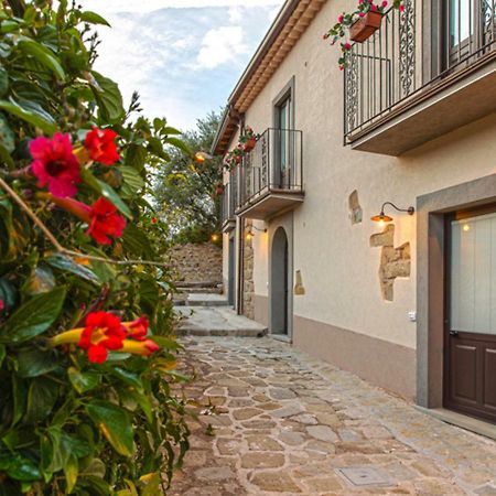 B&B Loreto Sant'Angelo di Brolo Екстер'єр фото